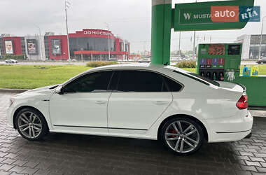 Седан Volkswagen Passat 2015 в Софіївській Борщагівці