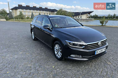 Универсал Volkswagen Passat 2017 в Львове