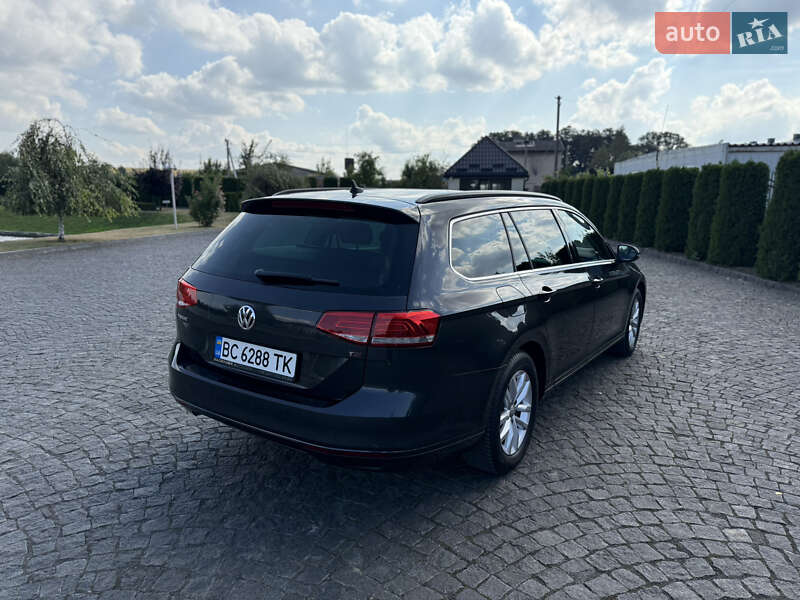 Универсал Volkswagen Passat 2017 в Львове