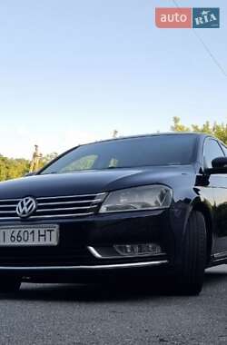 Седан Volkswagen Passat 2011 в Фастові