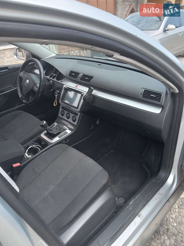Универсал Volkswagen Passat 2006 в Виноградове