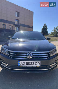 Седан Volkswagen Passat 2015 в 