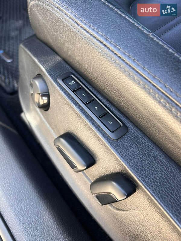 Седан Volkswagen Passat 2015 в Лозовой