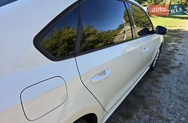 Седан Volkswagen Passat 2014 в Шостке