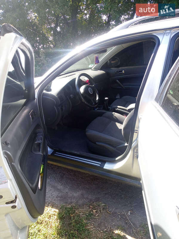 Универсал Volkswagen Passat 2004 в Одессе фото 4 Универсал Volkswagen Passat 2004 в Одессе