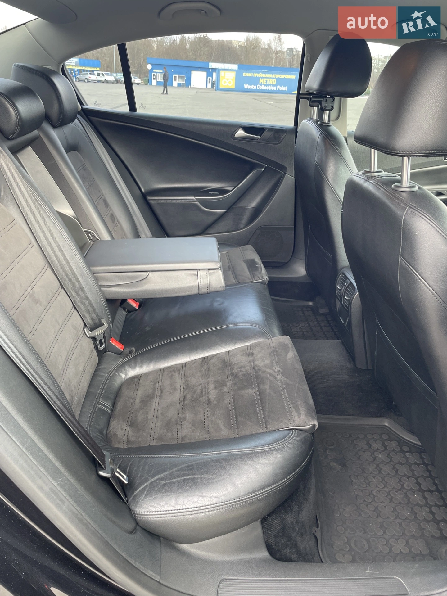 2010 Volkswagen Passat - мініатюра 30