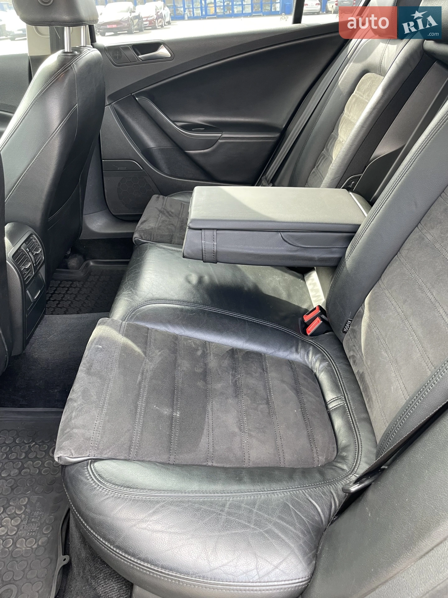 2010 Volkswagen Passat - мініатюра 25