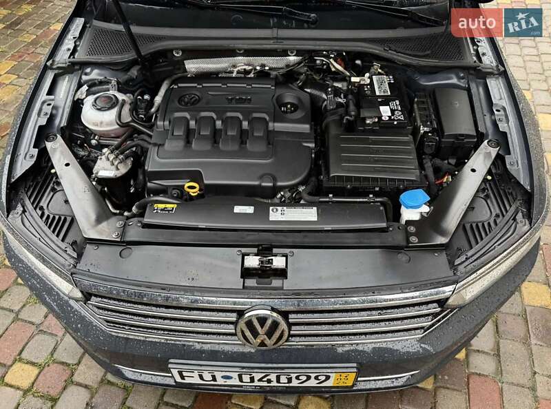 Универсал Volkswagen Passat 2019 в Ужгороде