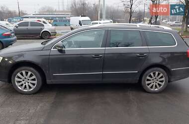 Универсал Volkswagen Passat 2010 в Днепре