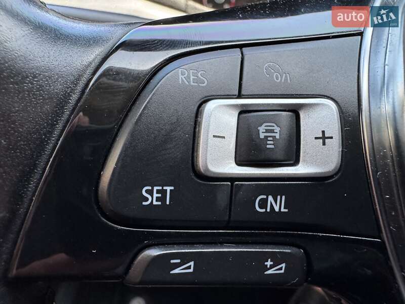 Седан Volkswagen Passat 2020 в Одессе