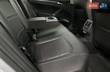 Седан Volkswagen Passat 2020 в Одессе