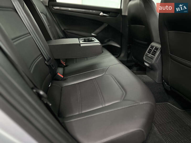 Седан Volkswagen Passat 2020 в Одессе фото 13 Седан Volkswagen Passat 2020 в Одессе