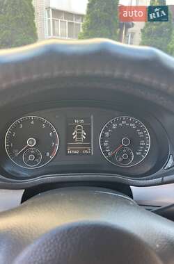 Седан Volkswagen Passat 2012 в 