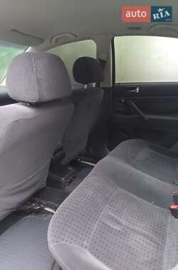 Седан Volkswagen Passat 1999 в 
