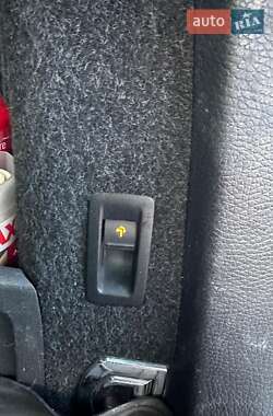 Універсал Volkswagen Passat 2012 в 