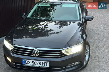 Универсал Volkswagen Passat 2017 в Хмельницком