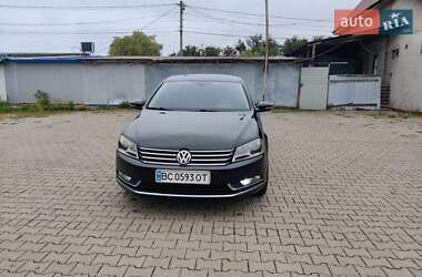 Седан Volkswagen Passat 2011 в Сокалі