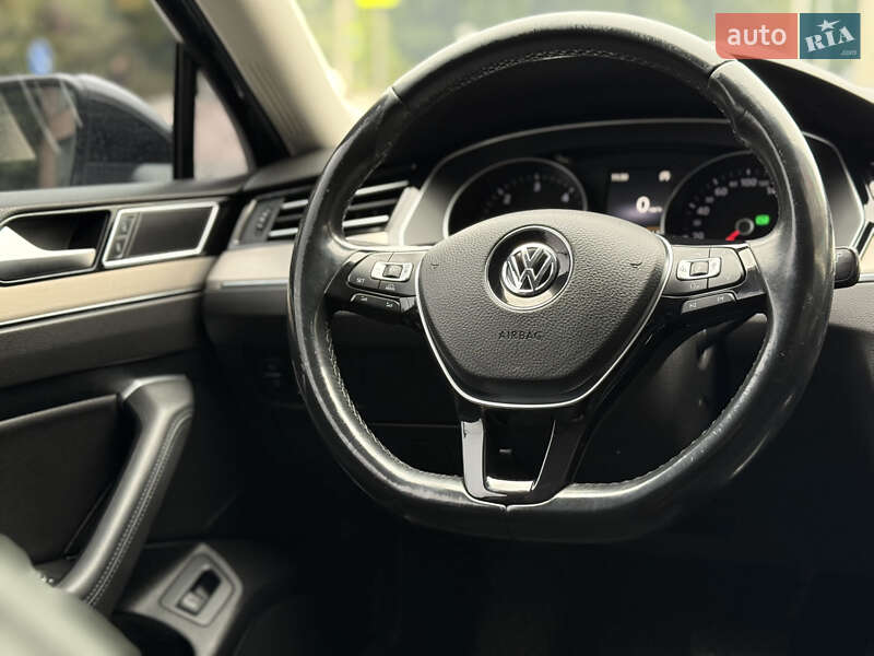 Универсал Volkswagen Passat 2015 в Тернополе фото 32 Универсал Volkswagen Passat 2015 в Тернополе