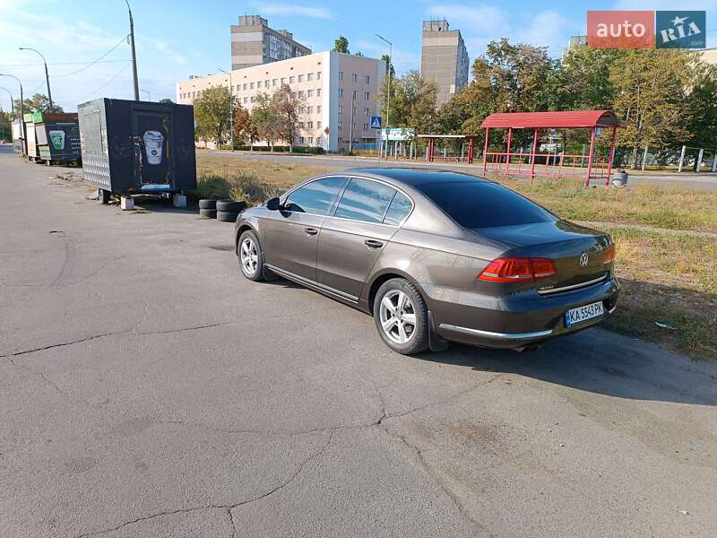 Седан Volkswagen Passat 2012 в Киеве фото 9 Седан Volkswagen Passat 2012 в Киеве