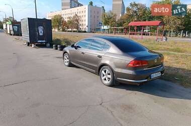 Седан Volkswagen Passat 2012 в 