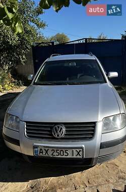 Универсал Volkswagen Passat 2002 в Харькове