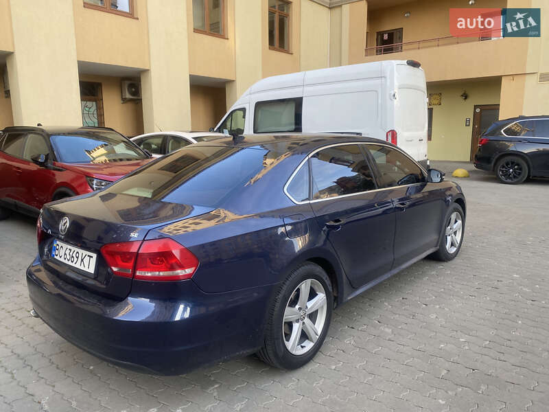 Седан Volkswagen Passat 2013 в Львове