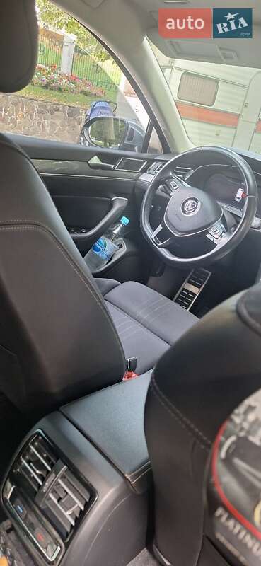 Універсал Volkswagen Passat 2015 в Кам'янець-Подільському