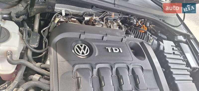 Універсал Volkswagen Passat 2015 в Кам'янець-Подільському
