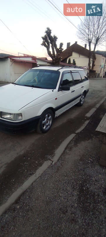 Универсал Volkswagen Passat 1993 в Славском фото 4 Универсал Volkswagen Passat 1993 в Славском