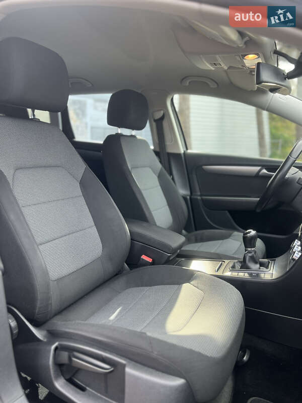 Универсал Volkswagen Passat 2013 в Виннице фото 21 Универсал Volkswagen Passat 2013 в Виннице