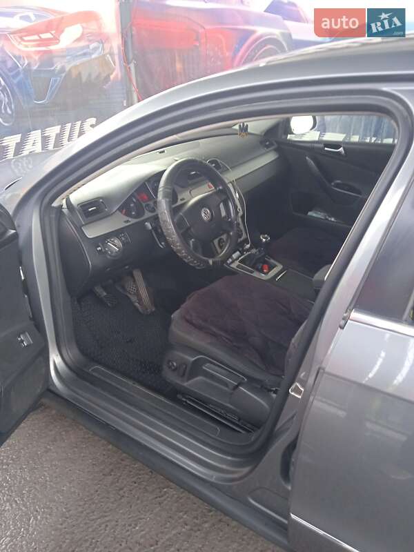 Седан Volkswagen Passat 2007 в Львове