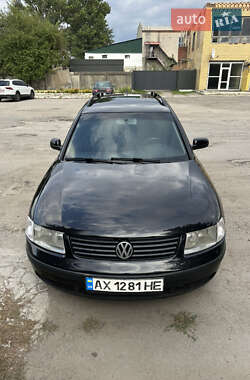 Универсал Volkswagen Passat 2000 в Новой Водолаге