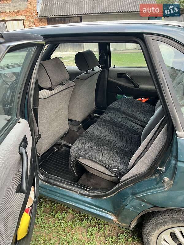 Седан Volkswagen Passat 1988 в Калуше фото 5 Седан Volkswagen Passat 1988 в Калуше