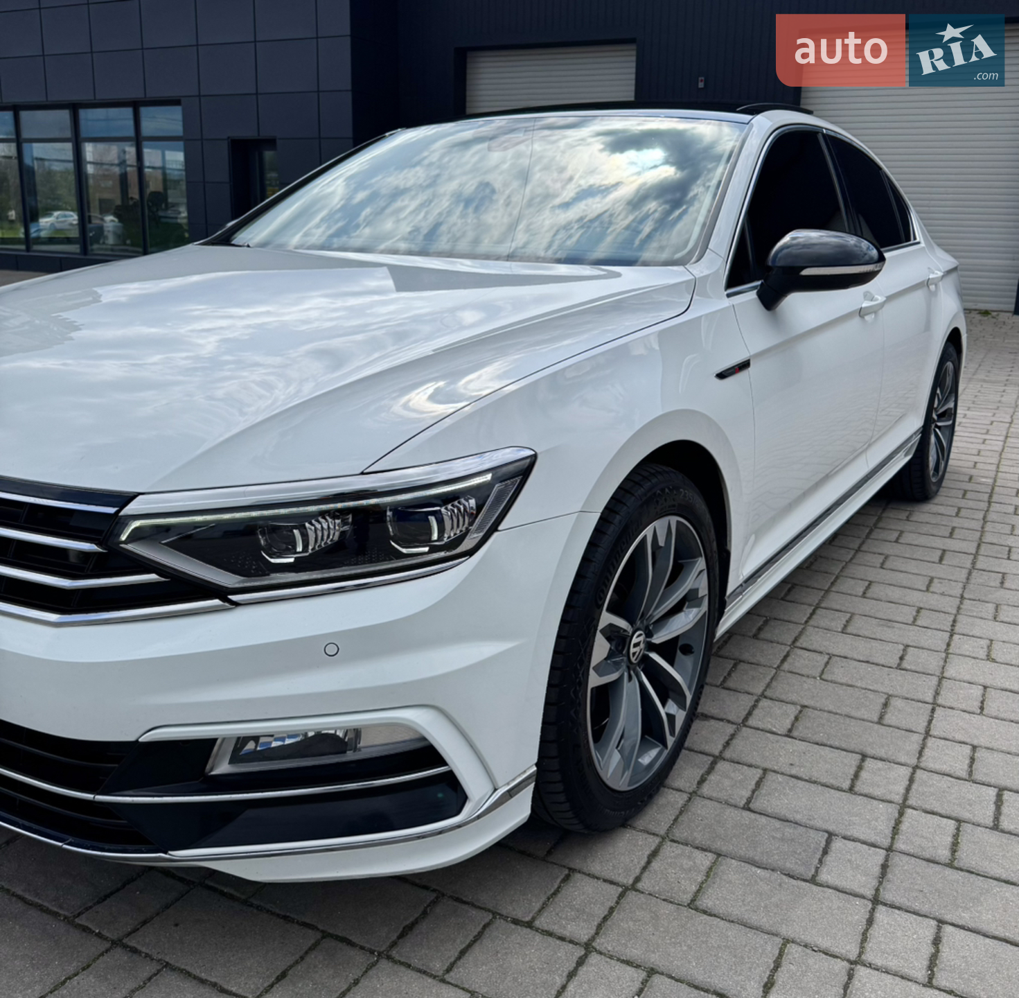 2017 Volkswagen Passat - мініатюра 19