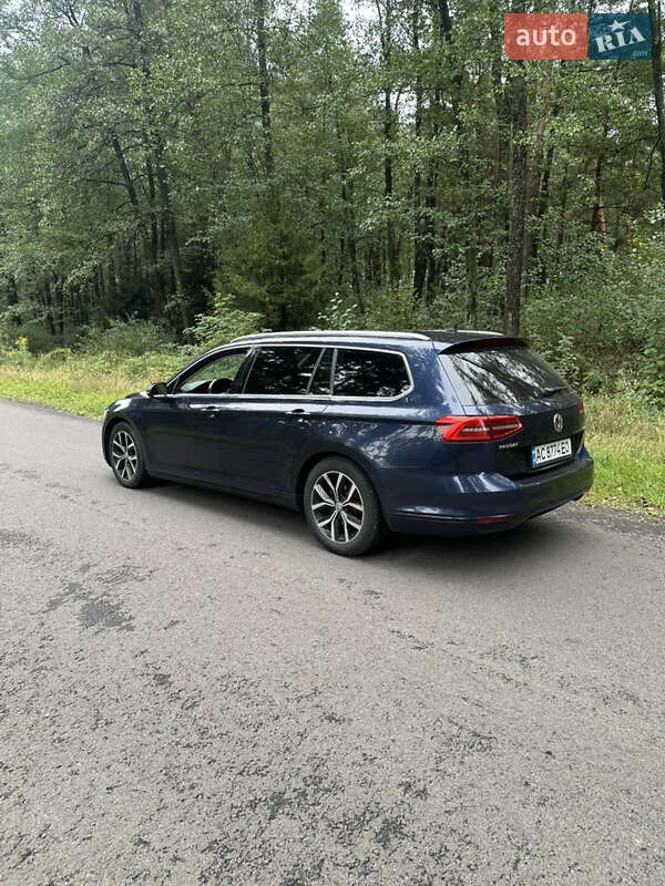 Универсал Volkswagen Passat 2016 в Луцке