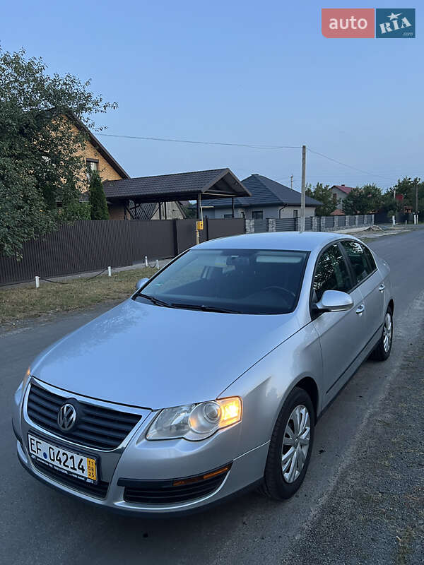 Седан Volkswagen Passat 2007 в Ковеле