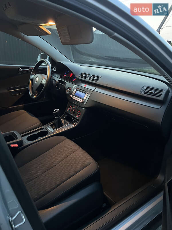 Седан Volkswagen Passat 2007 в Ковеле