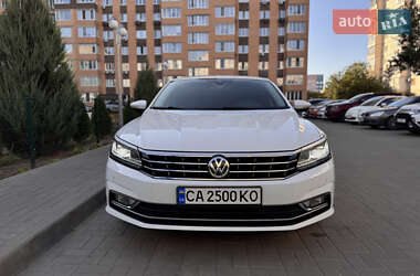 Седан Volkswagen Passat 2016 в Черкассах