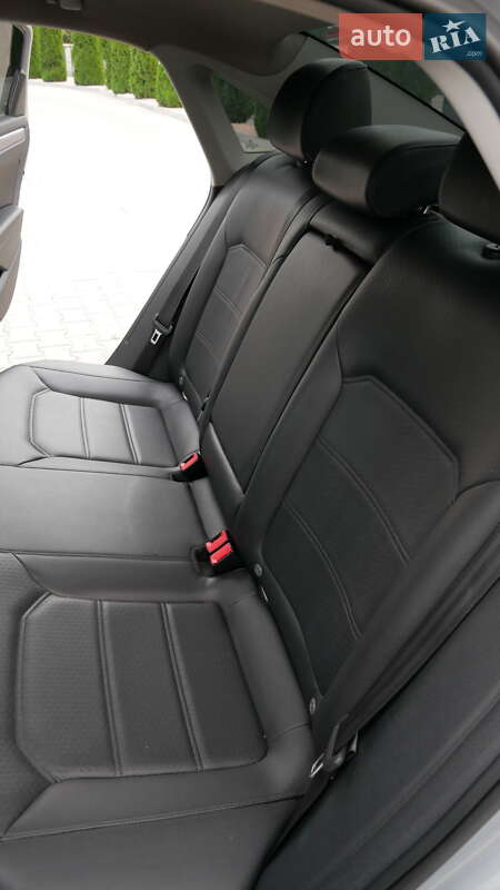 Седан Volkswagen Passat 2015 в Вінниці