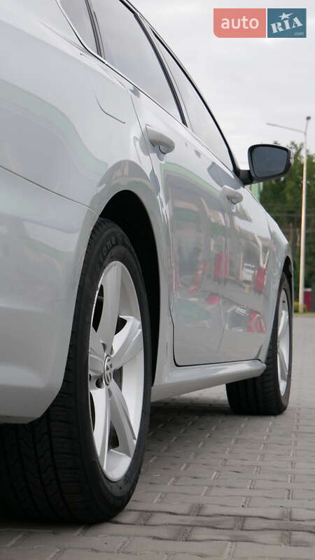 Седан Volkswagen Passat 2015 в Вінниці