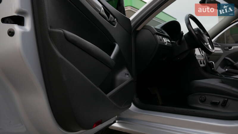 Седан Volkswagen Passat 2015 в Вінниці