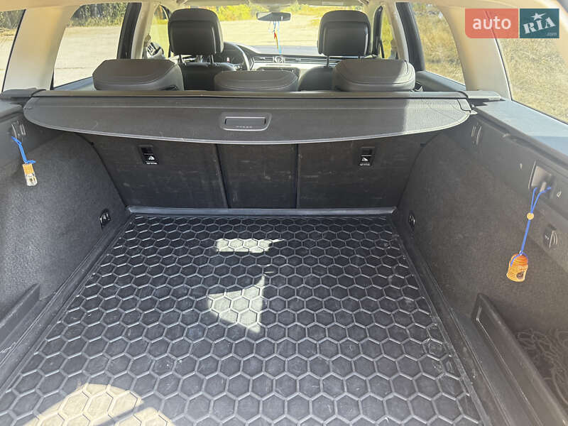Универсал Volkswagen Passat 2014 в Умани