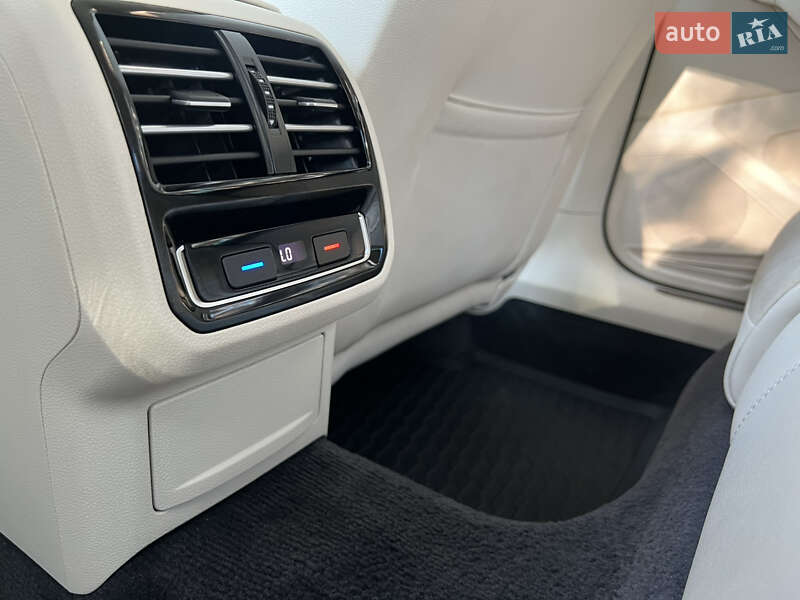 Седан Volkswagen Passat 2017 в Трускавці