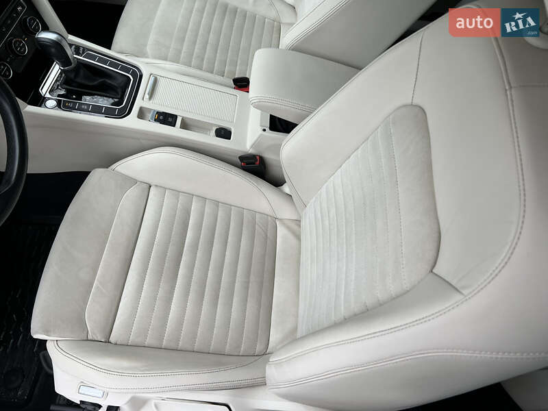 Седан Volkswagen Passat 2017 в Трускавці