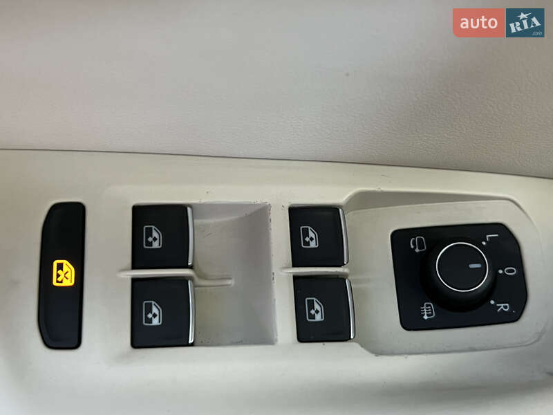 Седан Volkswagen Passat 2017 в Трускавці