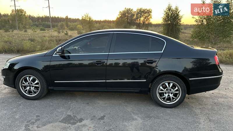 Седан Volkswagen Passat 2007 в Ахтырке