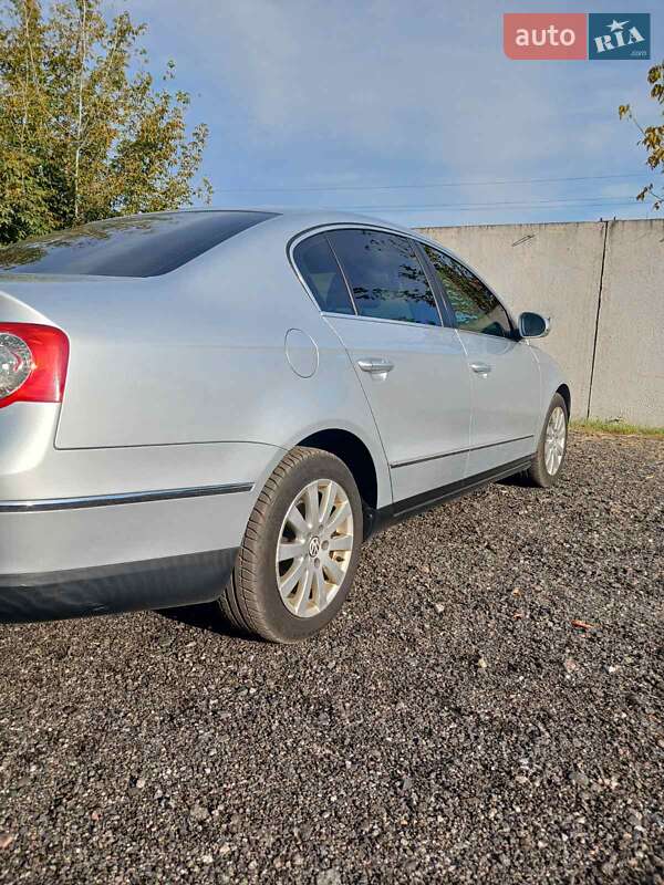 Седан Volkswagen Passat 2008 в Дымере