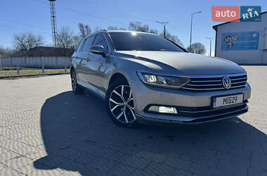 Універсал Volkswagen Passat 2015 в Володимирі