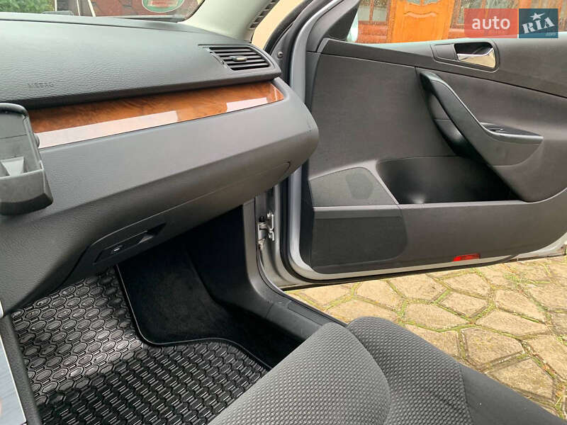 Универсал Volkswagen Passat 2007 в Киеве