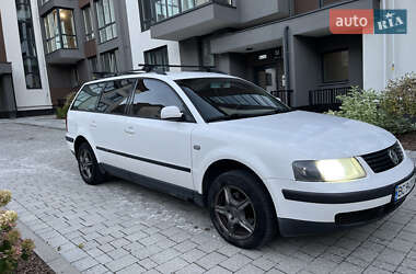 Універсал Volkswagen Passat 1999 в Львові